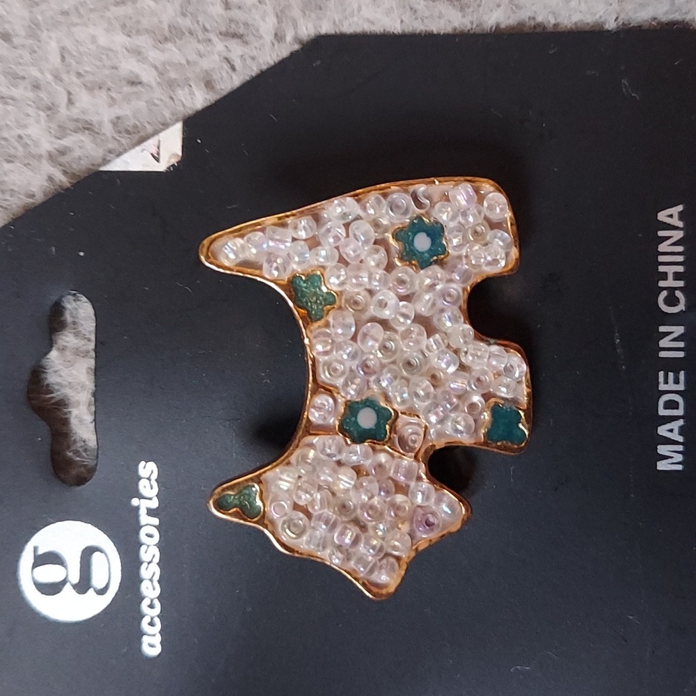 Scottie Dog Pin / Brooch